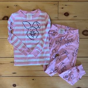 Hanna Andersson Piglet Pajamas size 100 (4T)